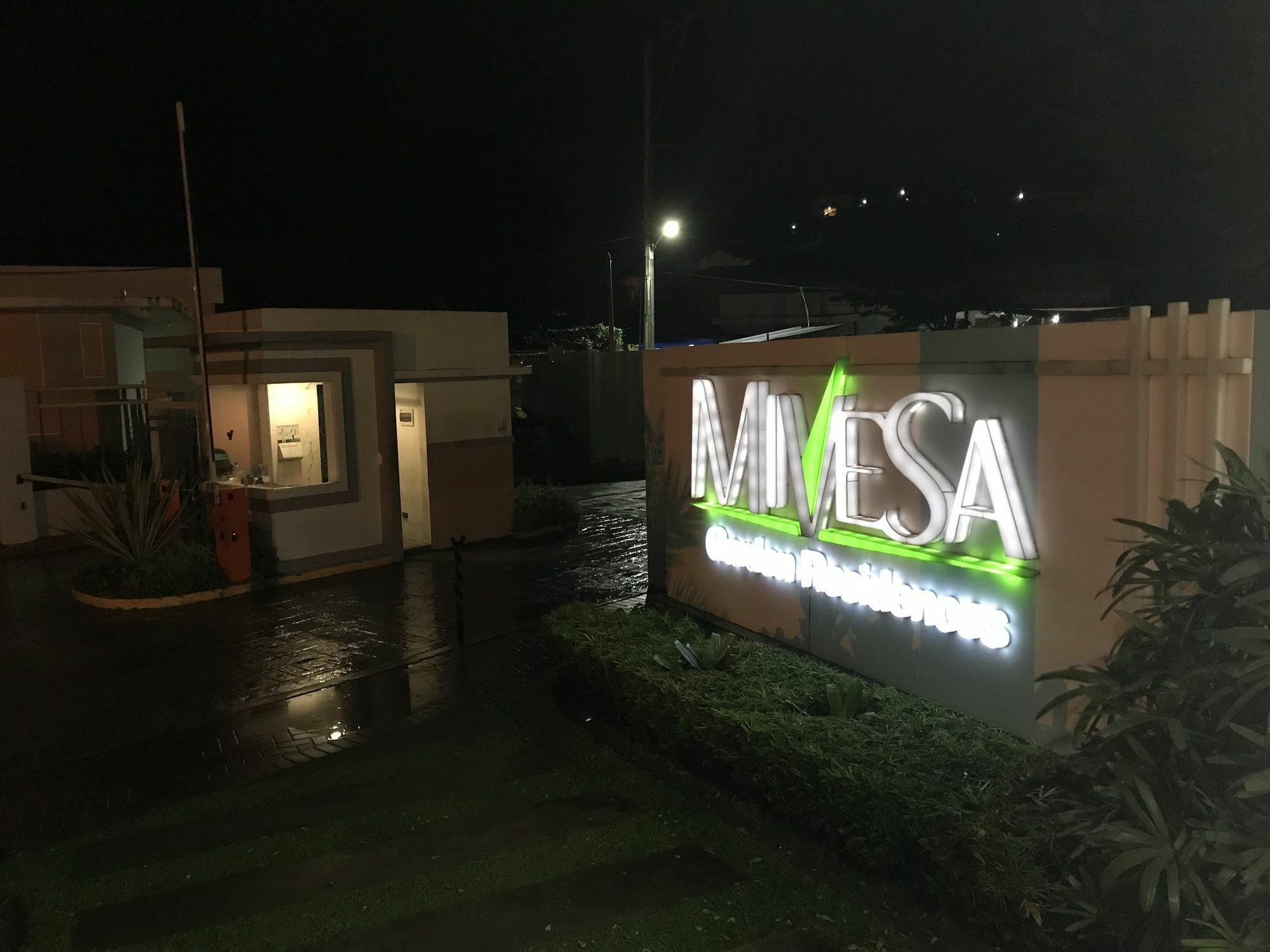 Mivesa Garden Residences By Cec Cebu Dış mekan fotoğraf